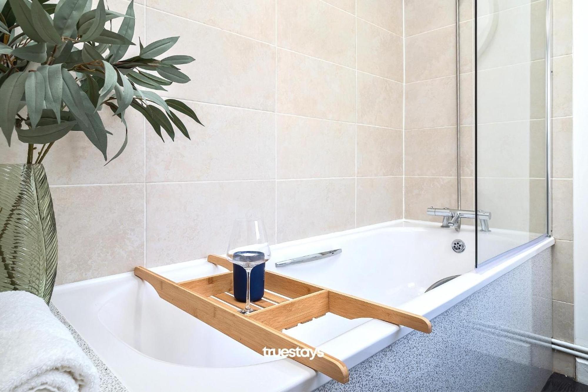 Penkhull House By Truestays - 4 Bedroom House In Stoke-On-Trent Zewnętrze zdjęcie