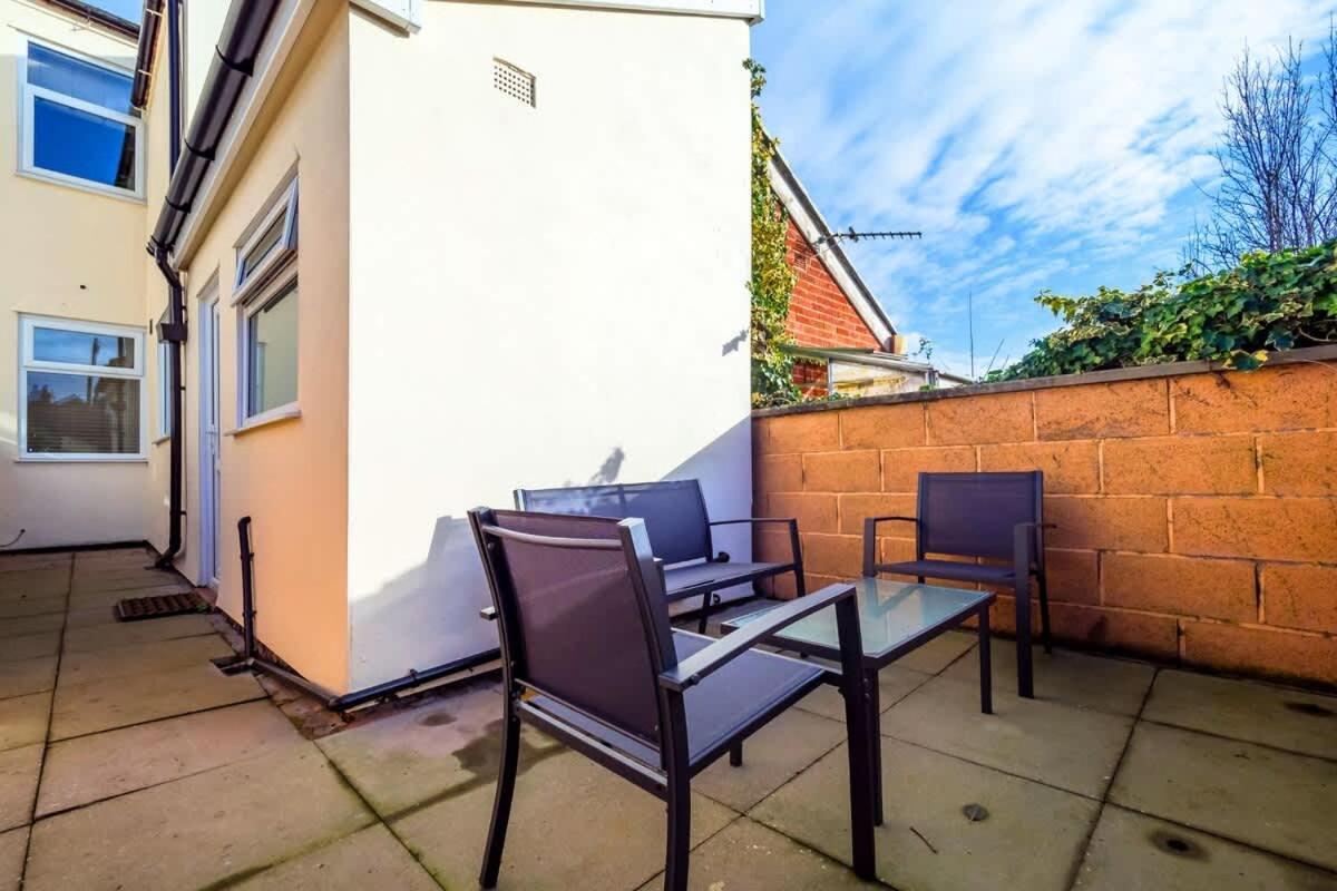 Penkhull House By Truestays - 4 Bedroom House In Stoke-On-Trent Zewnętrze zdjęcie