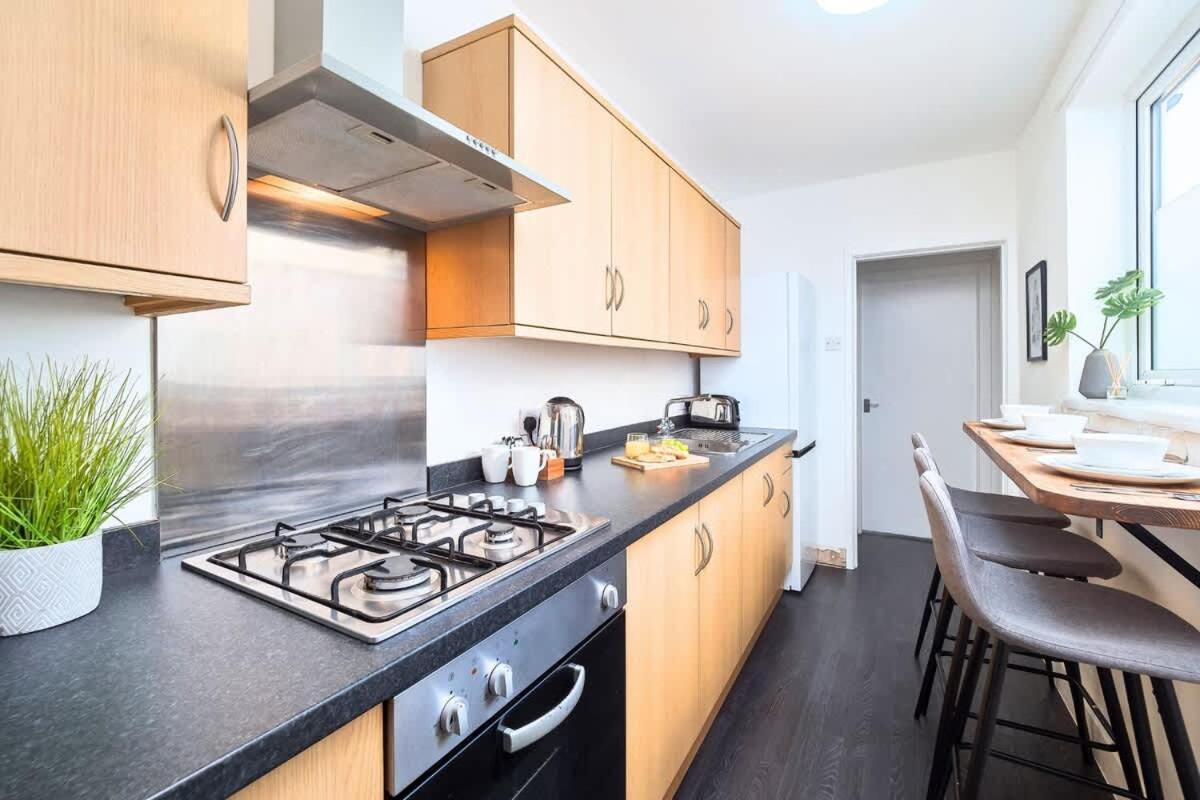 Penkhull House By Truestays - 4 Bedroom House In Stoke-On-Trent Zewnętrze zdjęcie