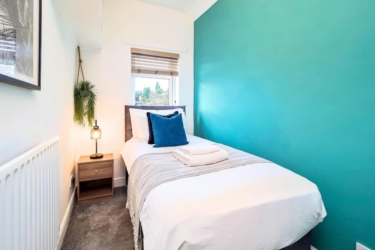 Penkhull House By Truestays - 4 Bedroom House In Stoke-On-Trent Zewnętrze zdjęcie